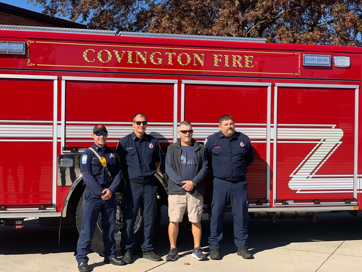 CityofCovFire's tweet photo. We had a special visitor today. #blessed #LUCASsaveslives #heroes https://t.co/tZfEWDn39S