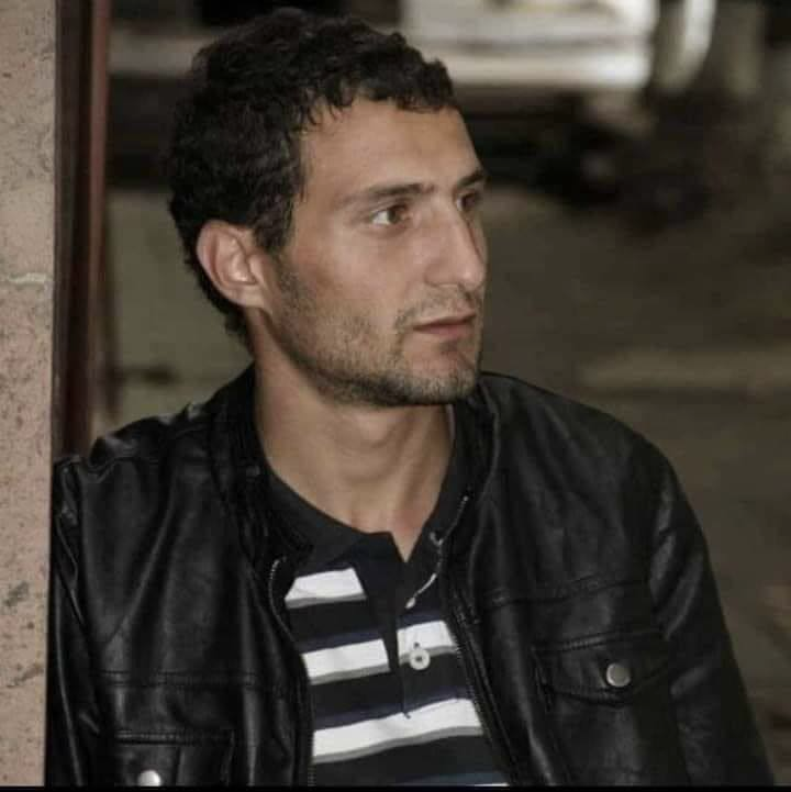 301arm's tweet photo. The commander of the post-Sargsyan Gurgen did not give up, fought to the end, to the last cartridge. And in the end, he did not surrender himself or his combat post into captivity, went to heroism and blew himself up with the enemy. https://t.co/4I5HtdwmBa