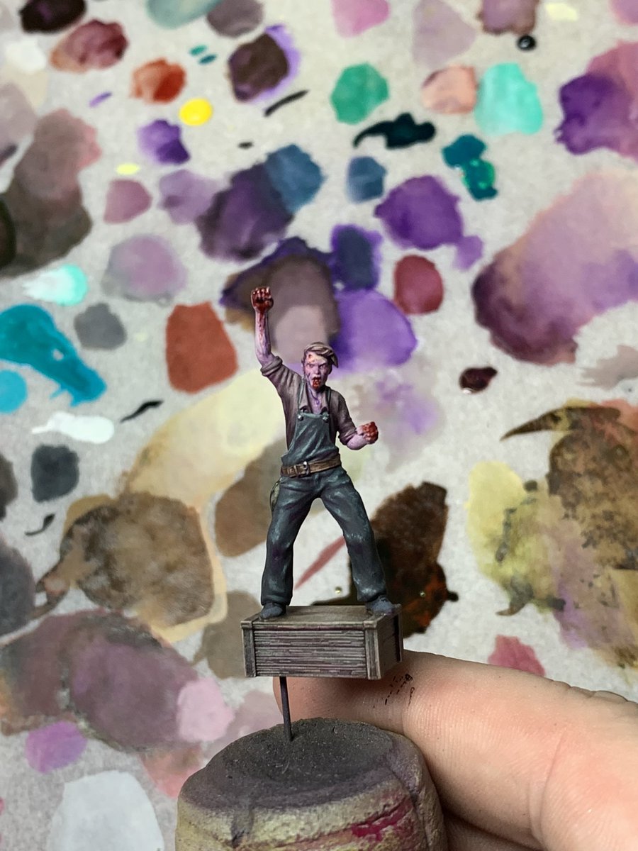 leoghann's tweet photo. Working on my first Malifaux core box. #warmongers #wip #wyrd @WyrdGames https://t.co/mK3maddInM