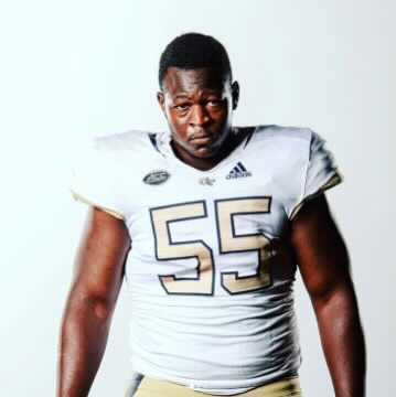 So proud of our @iFOLIO intern <a href="/JamalCamp_60/">Jamal Camp</a> for being selected as the recipient of the Bob Collins &amp; Stuart Collins Football scholarship endowment! He was selected by the <a href="/GTFootball/">Georgia Tech Football</a> coaching staff for his overall outstanding performance! Go Jamal!!! 💪👏🏆