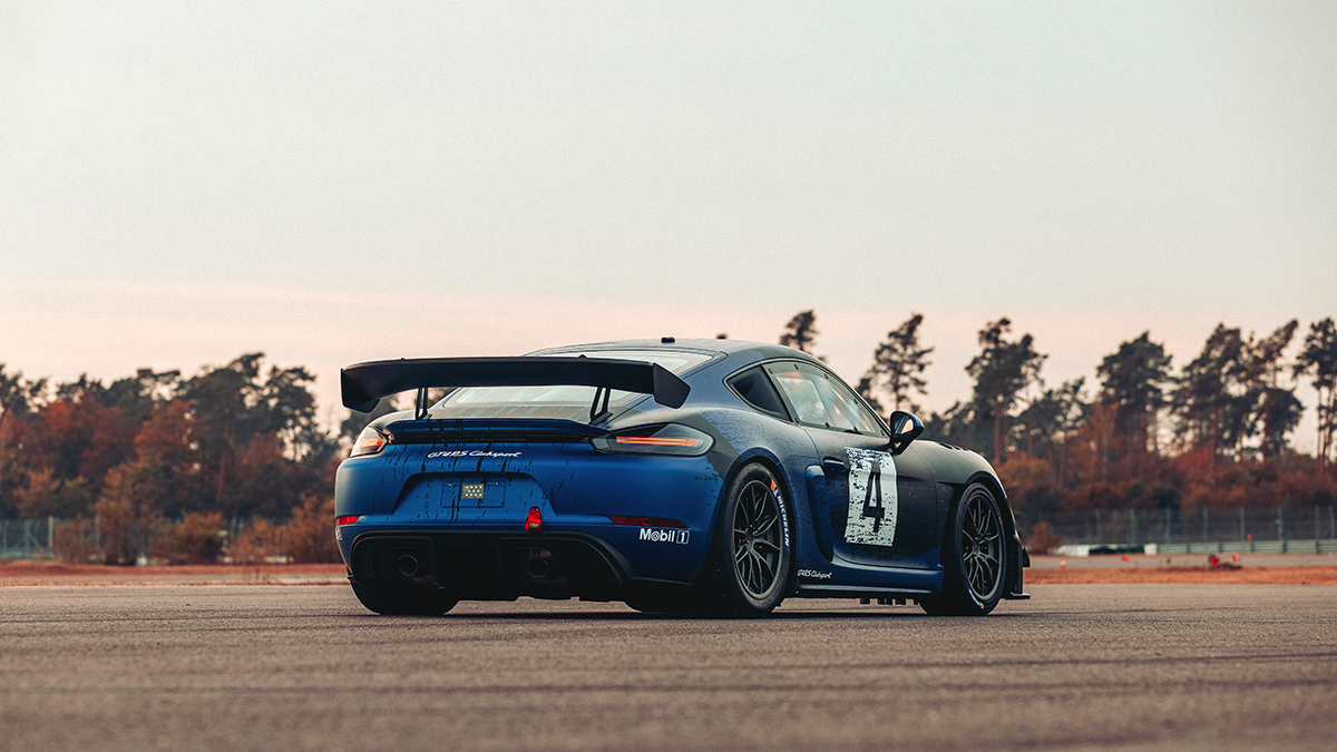 Porsche.CustomerRacing tweet media