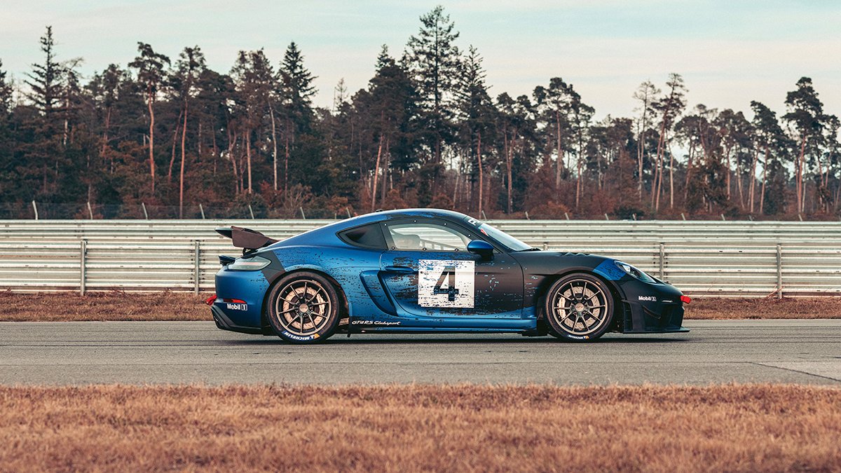 Porsche.CustomerRacing tweet media