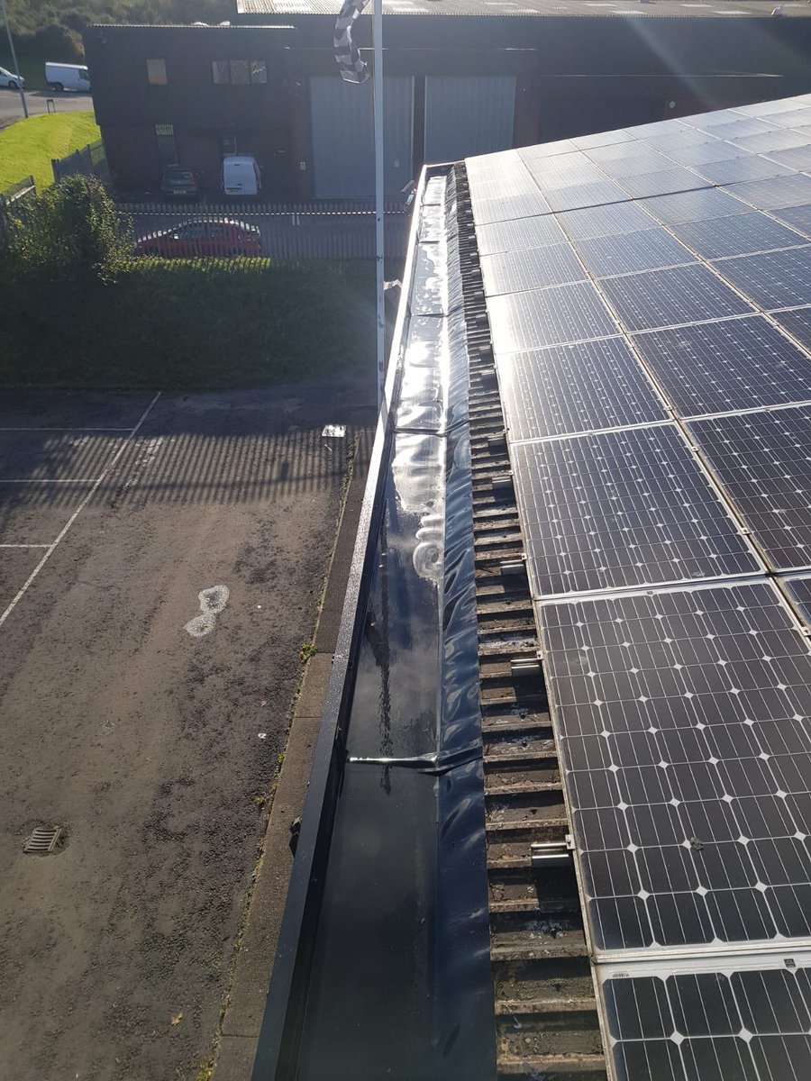 dragoncladding's tweet photo. A small @HDSharman plygene gutter run completed in Swansea recently by our approved installation team. #plygene #guttermaintenance #dragonroofing&amp;claddingLtd https://t.co/NmBnsseVAl