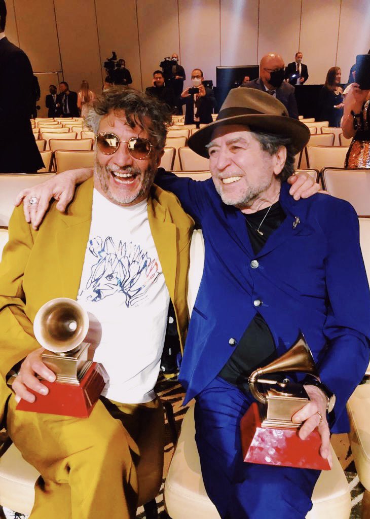 Los peores de la cuadra.
<a href="/LatinGRAMMYs/">The Latin Recording Academy / Latin GRAMMYs</a>