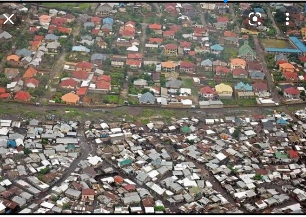 Deux villes sœurs, deux villes jumelles, liées par le nombril, Goma et Giseni. Deux peuples frères unis par l'histoire, les langues d'ancêtres communs, des échanges qui remontent aux temps immémoriaux! Arrêtez de nous distraire: le village sera construit pour le bien des nôtres!