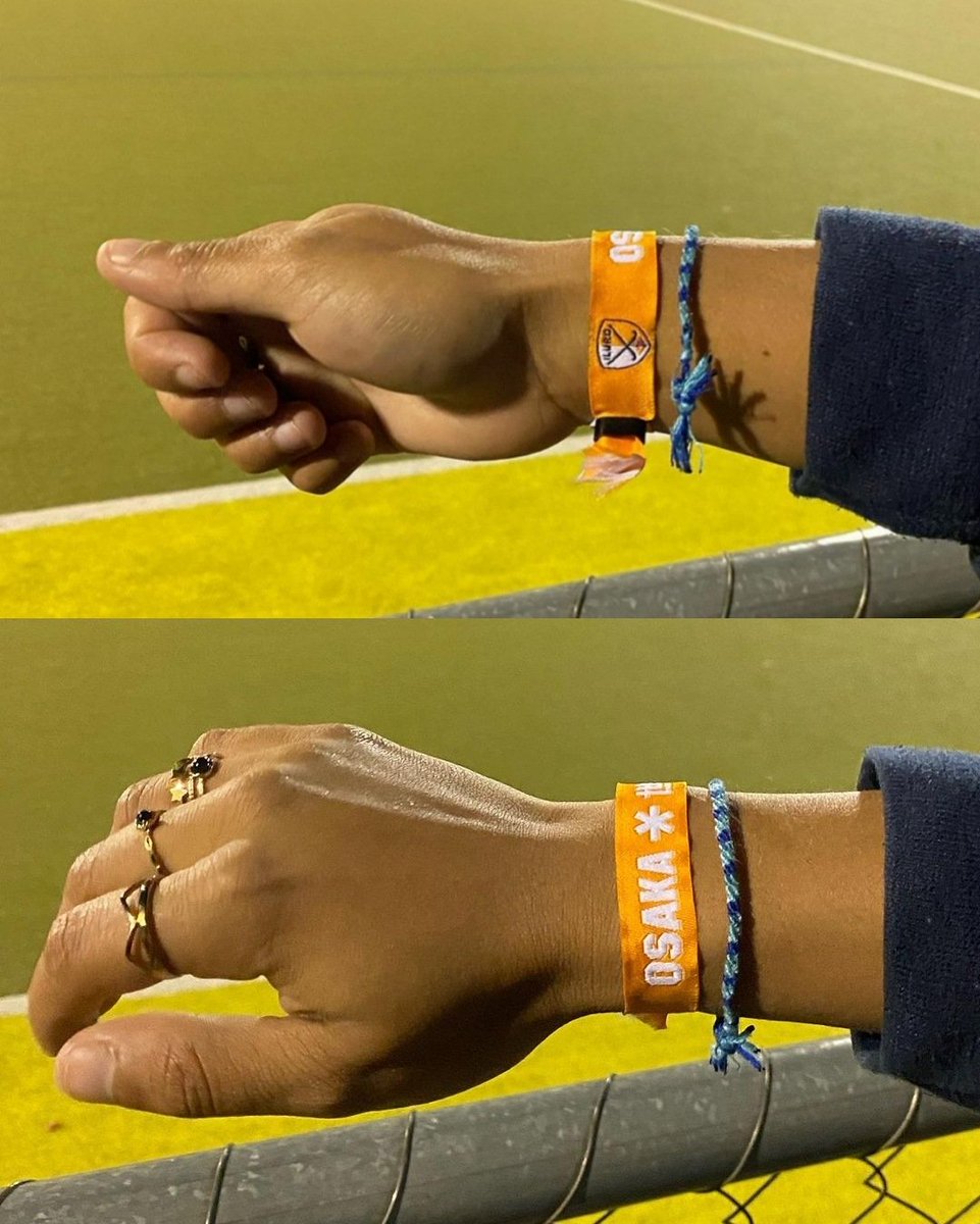 ilurohc's tweet photo. Ja podeu passar a buscar el braçalet del club ft. @osakahockey!! 🎀🔛

👉🏽 DE REGAL per a TOTHOM qui vingui DISSABTE a animar l'@SFiluro i l'@IluroSMA!! 🧡🖤🤍 https://t.co/6YhBVEkMdf
