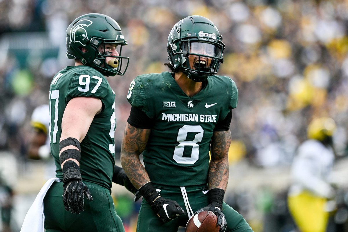 PFF College (@pff_college) on Twitter photo Jalen Nailor hasn't dropped a single 20+ yard pass across four seasons at MSU (40 targets)
<a href="/MSU_Football/">Michigan State Football</a> Jalen Nailor hasn't dropped a single 20+ yard pass across four seasons at MSU (40 targets)
<a href="/MSU_Football/">Michigan State Football</a>