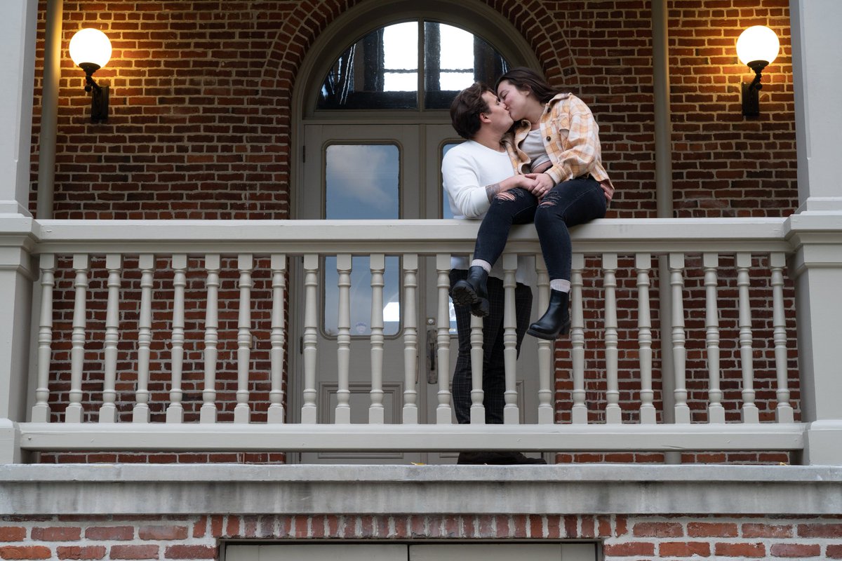 Zrandom_rants's tweet photo. Cute ass photo shoot with with my future wife ,my favorite human,the love of my life 💙💚💙💚 @em_lilo16 https://t.co/OrprQgaHSZ