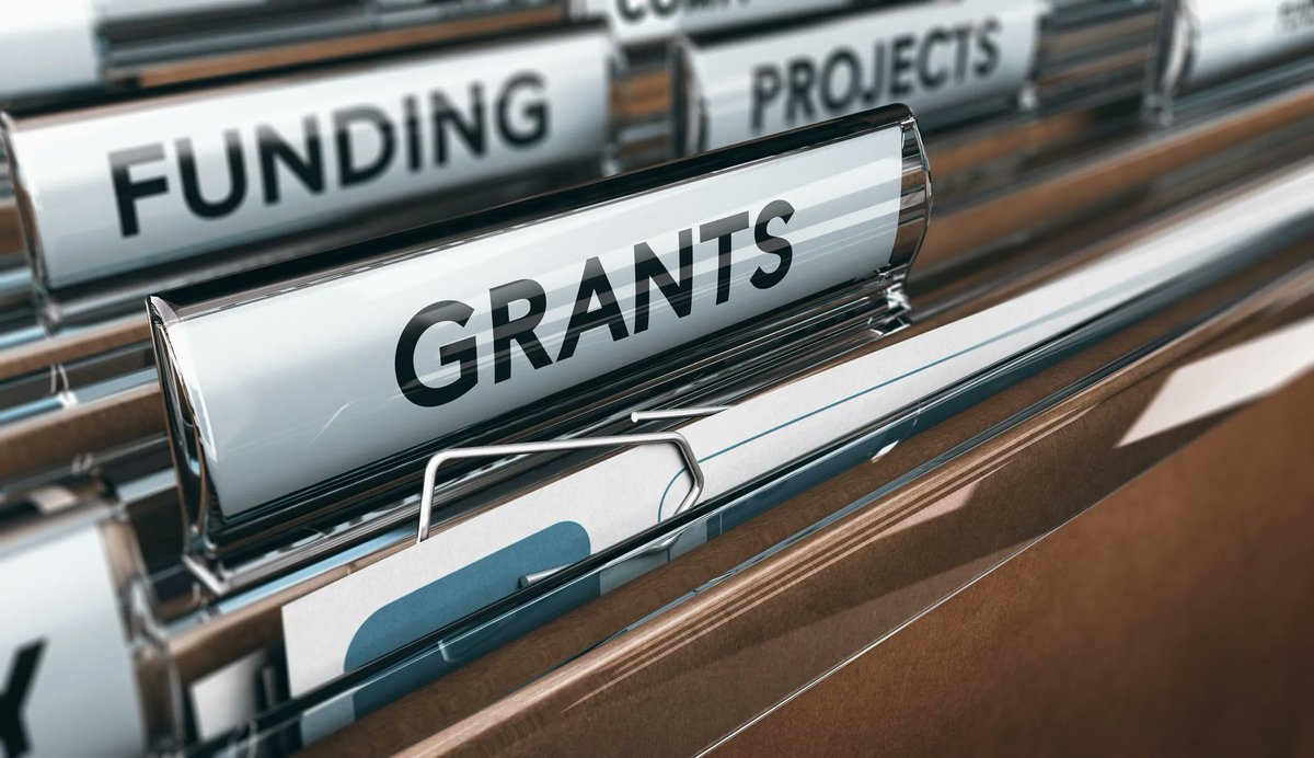 ADNeT_Australia's tweet photo. Are you an early to mid-career dementia researcher looking for grant opportunities? The ADNeT EMCR Accelerator group compiled a list of dementia specific and general EMCR grant opportunities all in one place!  The list will be updated regularly. Good luck! https://t.co/xCCKNTieE3 https://t.co/CLPPw3U4B2
