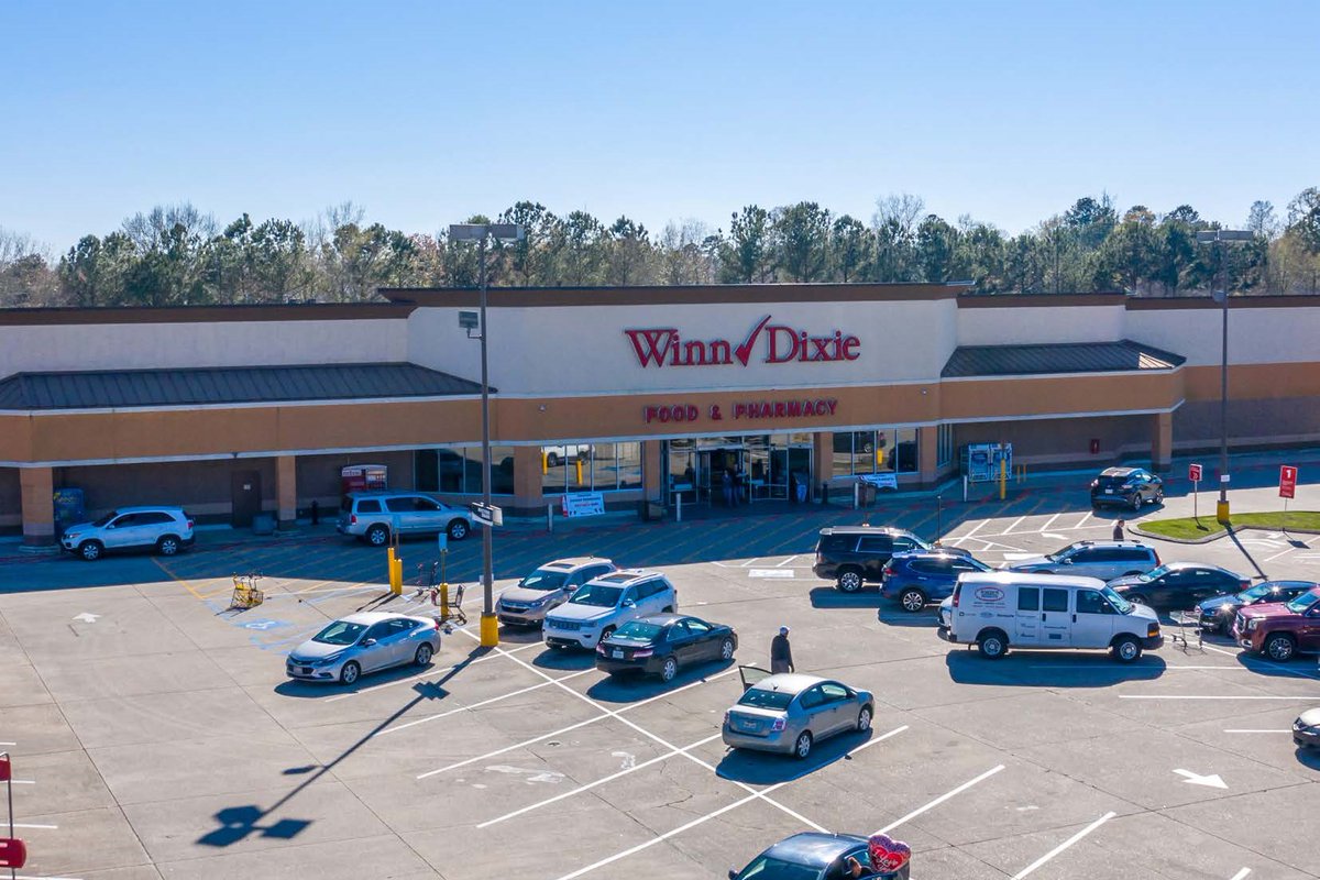 IsolaAssociates's tweet photo. ARRANGED $3.805M in #financing for #Louisiana #RETAIL project. For info call 407-539-1118 x106 or write financing@isolacapital.com. #lifecompany, #bank #creditunion options with competitive rates, terms, amortization and recourse.  #mortgages #CRE #development #investor #longterm https://t.co/18ezGmjTqY