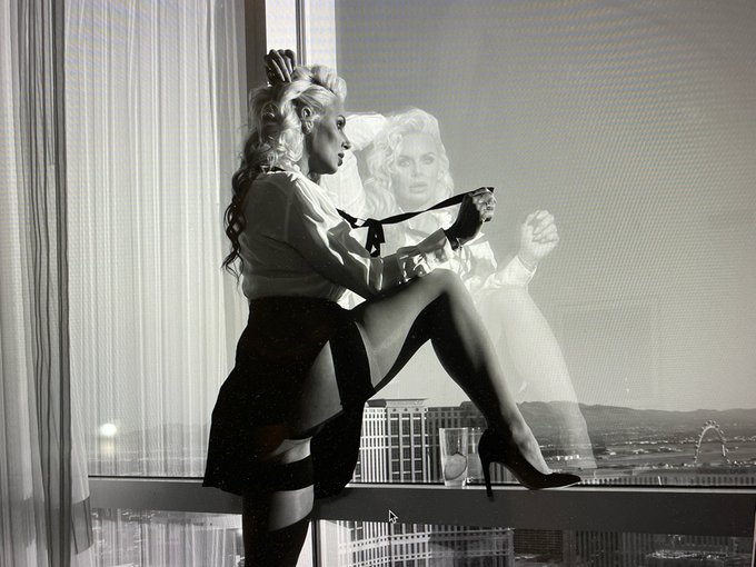 Thank you @RickShameless for making me pretty in my #Annecy outfit!! Coming soon&hellip; https://t.co/OIuEu<a class="tags" href="/tag/rickshameless">@rickshameless</a><a href="/tag/annecy"class="tags"><span>#annecy</span></a>