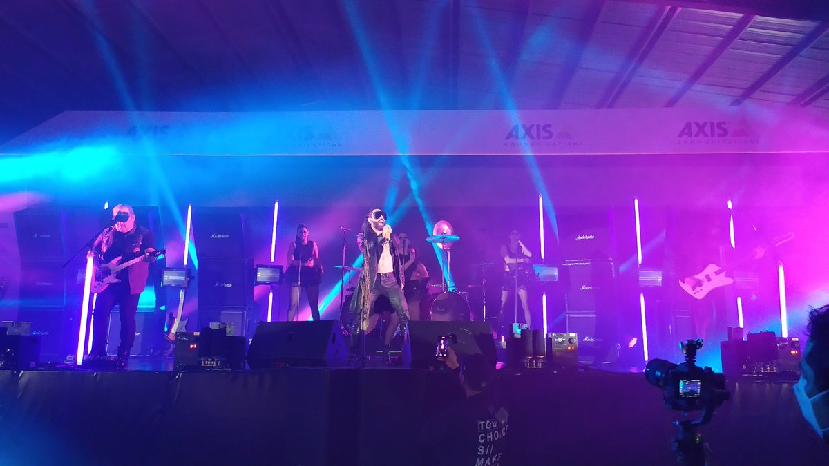 connect_advance's tweet photo. @moderatto en el #AxisPartnerSummit2021 con @Axis_LAT https://t.co/slCt0rcfUk