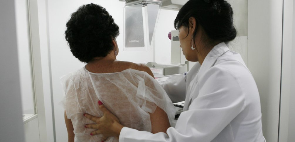 caryobgyn's tweet photo. This AI tool helps identifies breast cancer with 90% accuracy rate.

Read more: https://t.co/UpapzVwf39

#ai #data #artificialintelligence #machinelearning #datascience #breastcancer #mammogram #aitechnology #womenshealth #obgyn #medicine https://t.co/0nE8Hf0jRX