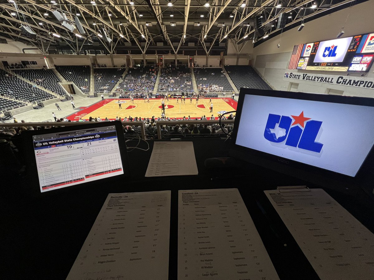 One of my broadcasting highlights of every year is getting to call the @uiltexas State Volleyball Tournament on the @NFHSNetwork! 18 matches in 4 days of the best volleyball action in the state! 📺 (PPV) nfhsnetwork.com/associations/u…