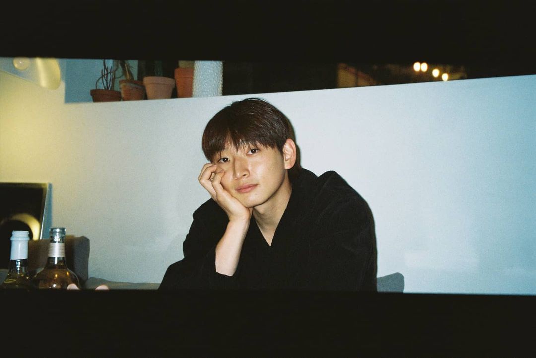 2amBrasil's tweet photo. [JINSTAGRAM] 10/11/21 Atualização do #Jinwoon no Instagram! 

#2am #IAM모여라 https://t.co/BKMIYSRrEj