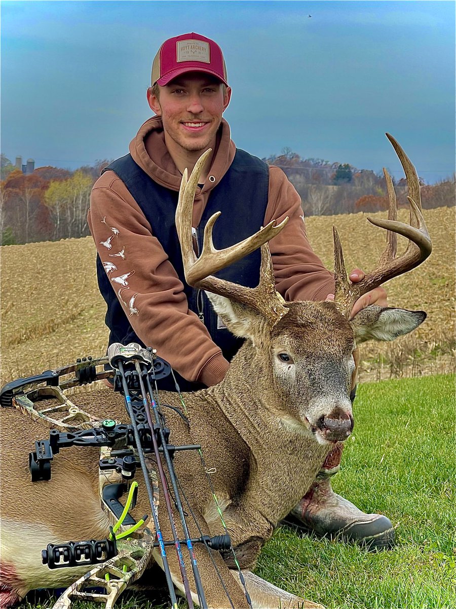 mike_conard's tweet photo. My son harvested this beautiful 10pt,200# dressed https://t.co/2k5VYotv2J