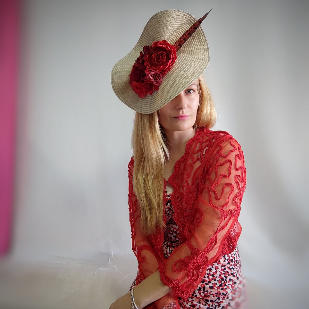 conjuntadisima's tweet photo. Hola #conjuntadas
Encargo para #invitadas a #bodas, #hechoamano a conjunto del vestido y zapatos, un #tocado plato plegado #personalizado de 30 cm, cómodo y favorecedor 🥰.

Precio 29,90€ gastos de envío incluidos.
Contacta! 678246524.
https://t.co/1EfBjgXio7
#tocadoslowcost https://t.co/qEb5koH47M