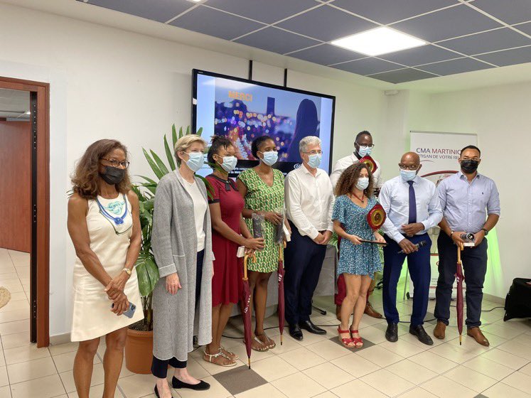 ThierryKergall's tweet photo. Aujourd'hui j'ai eu le plaisir de remettre le prix "Artisan Digital" de #Martinique en présence de @fabiennedulac et du Président de la Chambre des Métiers et de l'Artisanat @henrisalomon Félicitations aux lauréats ! https://t.co/YOdn6RFtgT