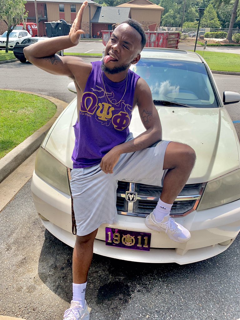 GrownManRecs's tweet photo. Happy Founders day to Omega Psi Phi fraternity and our CEO, Mar’Quis @TheeMarQuis 🐶 6 years in we’re still proud of you and what you do! #FIETTS #ΩΨΦ https://t.co/EFSUP9BxZ0