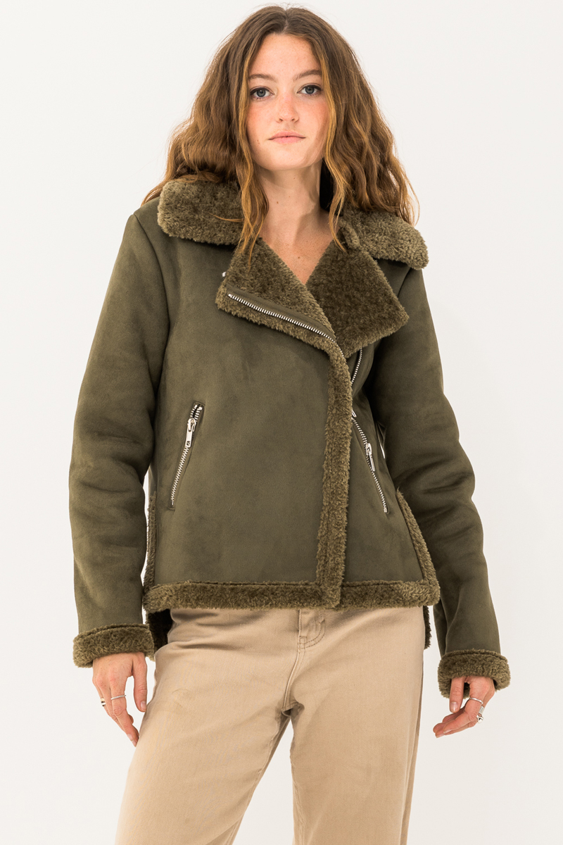fintnewyork's tweet photo. New style preview! Olive Sherpa Jacket, fashion forward and cozy comfort - https://t.co/Y6IUE7mrEd

#Jackets #WomenJacket #WinterJacket #FallJacket #Jacket #SherpaJacket https://t.co/6ZNqu1fKYU