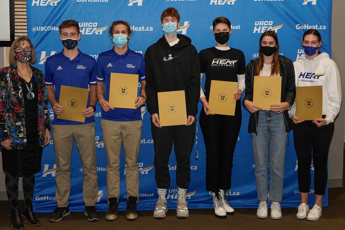 UBCOHeat's tweet photo. The Heat recognized 90 student-athletes who earned academic awards during 2020-21 season on Wednesday morning at a reception on the campus of @ubcokanagan!

STORY ➡️ https://t.co/BzeMI9TLof

#FeedTheFlame🔥 https://t.co/9ySAzaUNXu