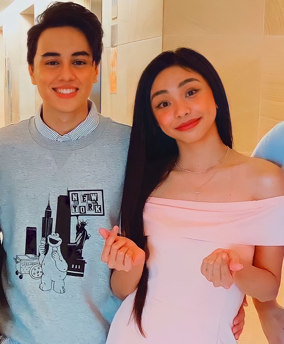 Skyrocket35's tweet photo. Good Morning chibis @maymayentrata07 @Barber_Edward_ ! Sana maganda buong araw nyo today. Pawer lagi ! Stay happy and blessed. Be still ☺️

#MayWard #RAWRAwards2021 
#RAWRMayWard https://t.co/sfcrezTPxE