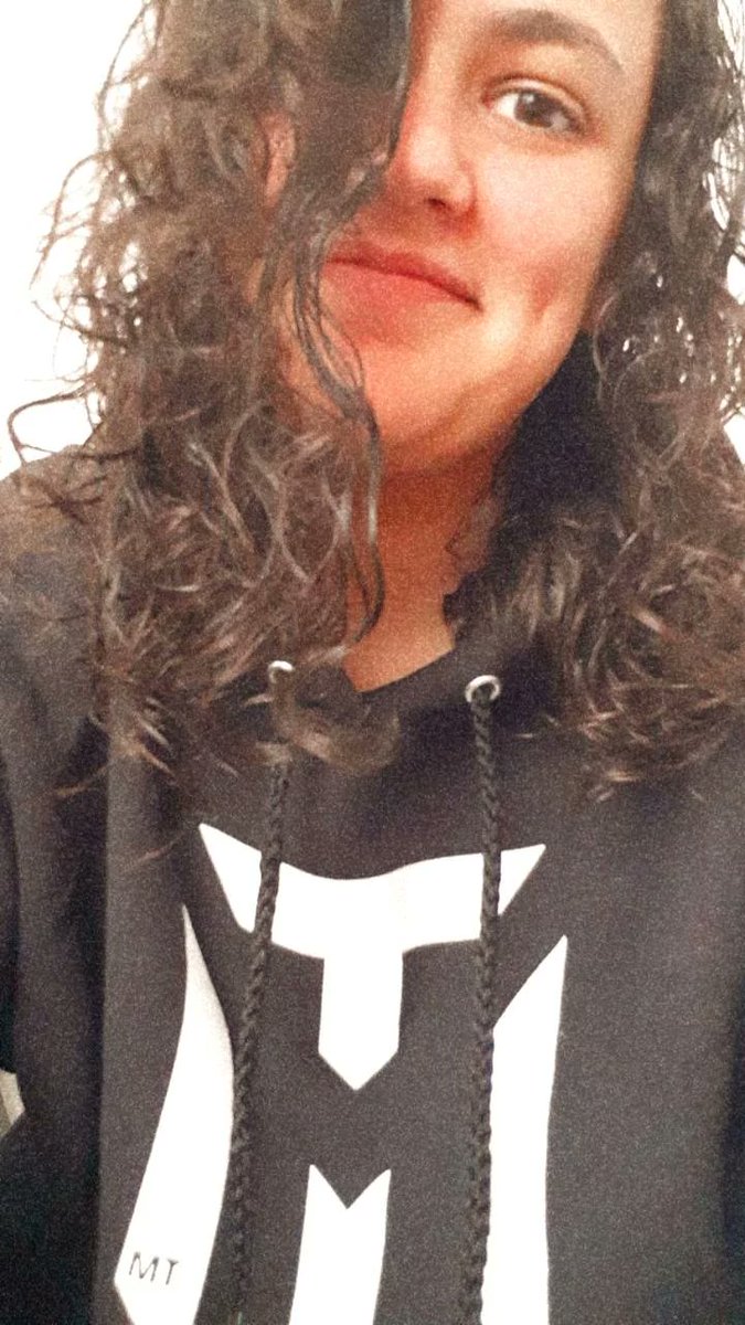 bymichaelside's tweet photo. Mi nombre es Ale tengo 24,llevo más de un año apoyando a los twins,son muy importantes para mi,han estado para mi en los momentos más difíciles de mi vida.Son mi felicidad,los amo demasiado. No he estado desde sus comienzos pero prometo estar hasta el final
#integraciónmartinator https://t.co/bObQZ2XMm8