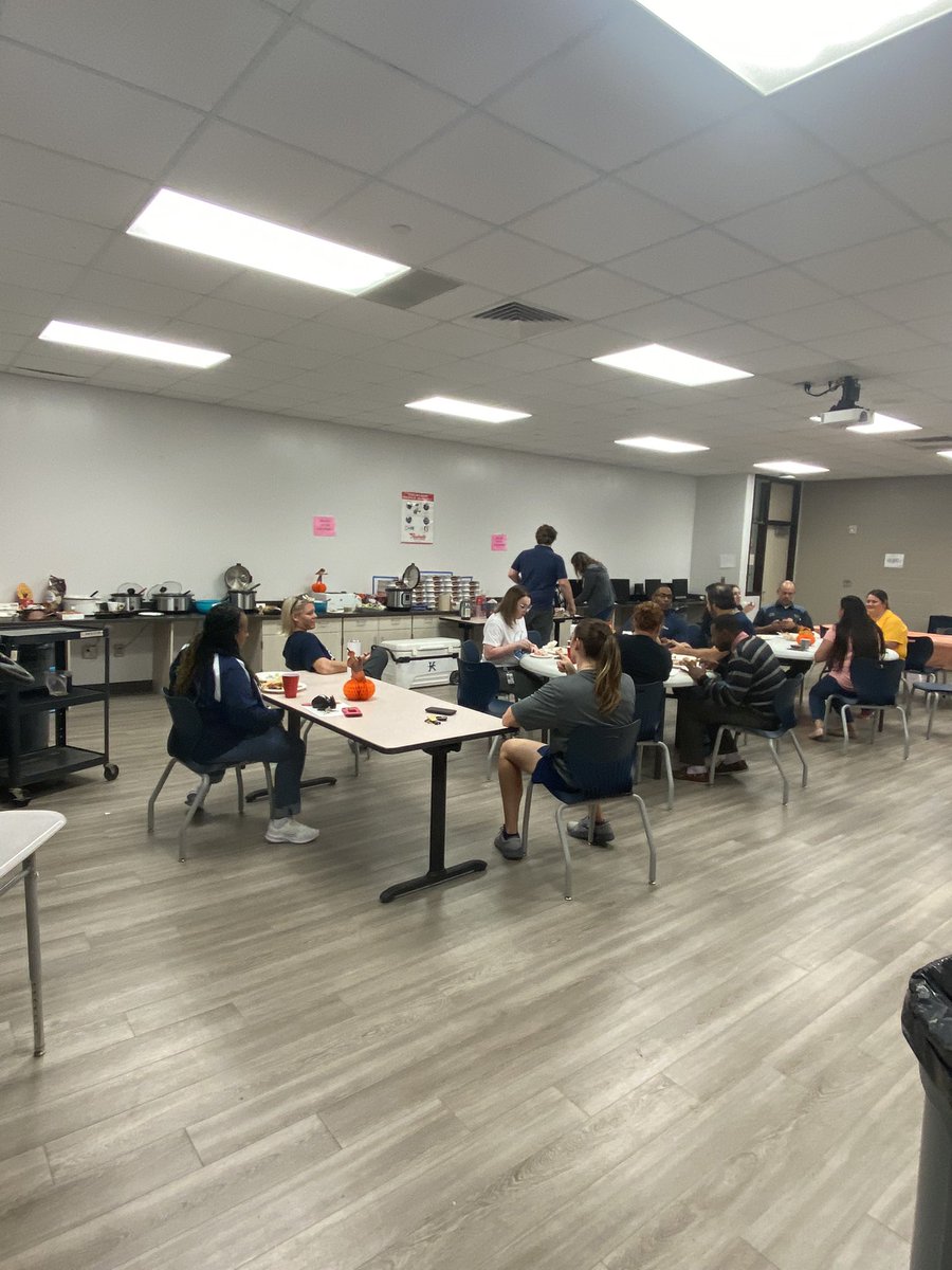 lauraabel's tweet photo. KHS CTE &amp; Friends luncheon was today and we gobbled until we wobbled. Great food and great friends. Thank you Brett Jolly for being a fabulous host. @HumbleISD_KHS @HumbleISD_CTE https://t.co/XfkKbN9FSX