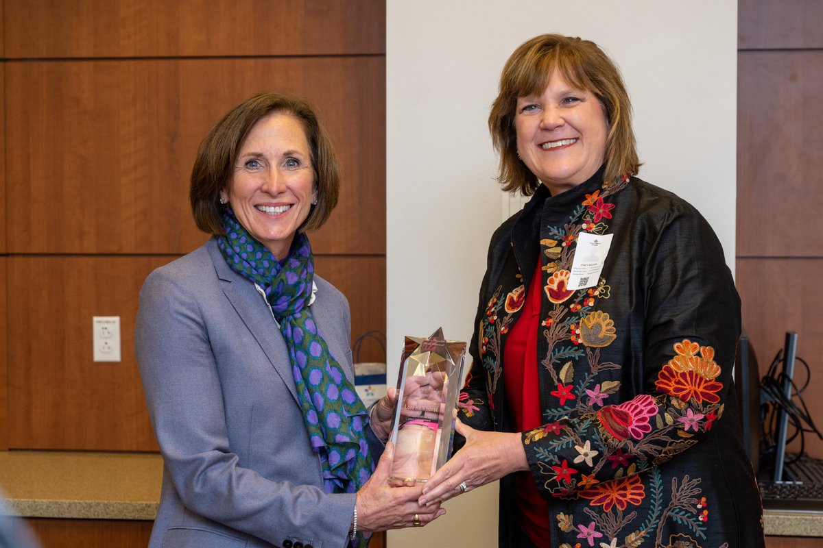 ChildHospAssnTX's tweet photo. We are honored to award Sen. @loiskolkhorst with the Children's Health Care Hero Award for her outstanding contributions to children's health care this past legislative season. Thank you for all you do for children in Texas!  #CHATexas https://t.co/pFPwg32ynY