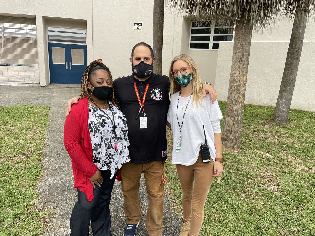 Young People’s Project (YPP) Implementation in full effect at Awesome Olsen Middle School facilitated by the Math Literacy Workers (MLW) of South Broward High School 🧮…Learning Math from near-peers makes math fun and engaging!!! <a href="/BrowardMath/">BCPS Secondary Math Department</a> <a href="/segarrac/">Celia Jimenez, M. Ed</a> <a href="/gbarmoha/">Guy Barmoha</a>