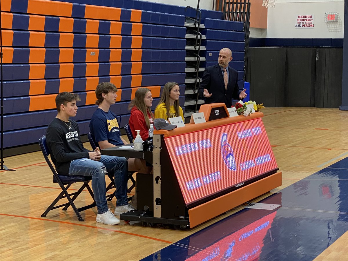 MrLawrence_LCSD's tweet photo. Congratulations to our student athletes who signed their college athletics letters of intent this morning. Thank you for all of your contributions to our athletics programs and the Liverpool school community! https://t.co/wJyDmQQ39j