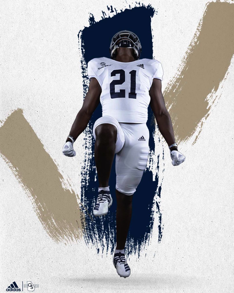 mkologranic's tweet image. when the guru @hunterneel_ teaches you a thing or two about photoshop &amp;gt;&amp;gt; 

definitely not as good as him 😂 but it's fun to learn new skills! 

Slowly crossing "learning all adobe programs" off my bucket list ✔️✔️