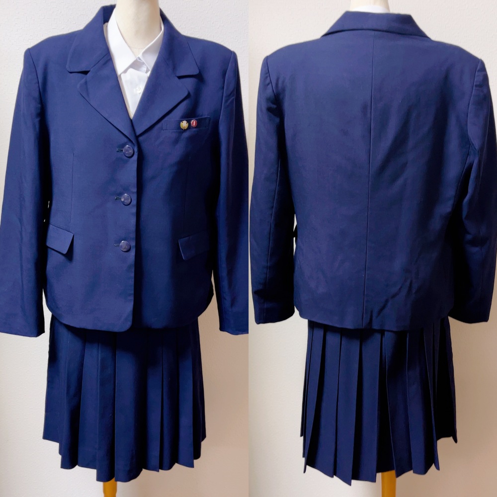 Twitter 上的 制服市場 公式 オークション 出品代行 買取 千葉県立千葉東高等学校 千葉東高校 進学校 偏差値71 校章付き冬中間セットが出品されました 現在価格 25 510 円 残り時間 3日 入札件数 16 件 千葉東高校 千葉東高校制服買取 T Co