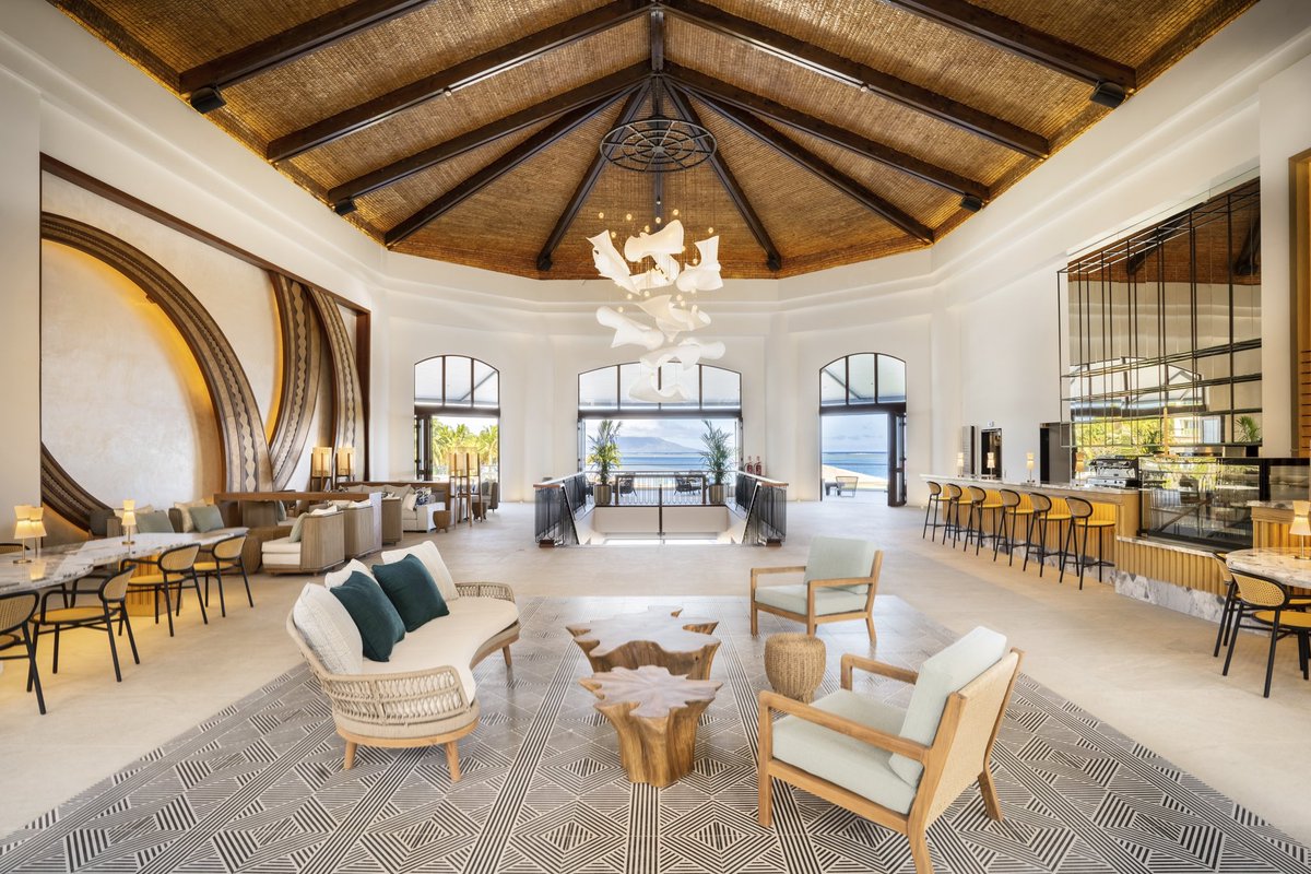 If you were searching for the perfect holiday retreat, we have just the place. Congratulations to <a href="/HiltonHotels/">Hilton Hotels</a> in Tahiti on opening their doors today! #HiltonHotelTahiti #NewOpening