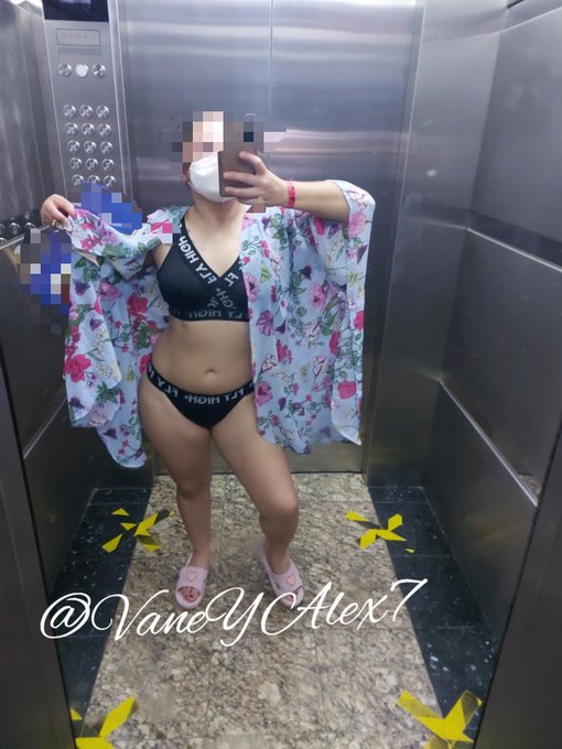 Si me encuentras as&iacute; en el elevador, que har&iacute;as 🤔😈🔥 https://t.co/AVe3Td4Qds<a href="/tag/rt"class="tags"><span>#rt</span></a><a href="/tag/miercolesdeprovocaci%C3%B3n"class="tags"><span>#miercolesdeprovocaci&oacute;n</span></a>