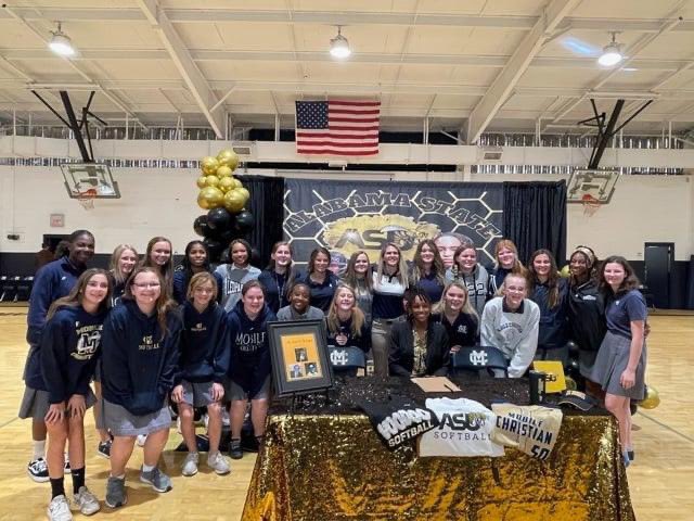 Signing ceremony!  ASU🐝 🖤💛 <a href="/Coach_T_Bradley/">T_Bradley</a> <a href="/SBCoachSav/">Savannah McHellon</a> <a href="/BamaStateSB/">Alabama State Softball</a>   <a href="/mcs_leopards/">MCS Athletics</a>