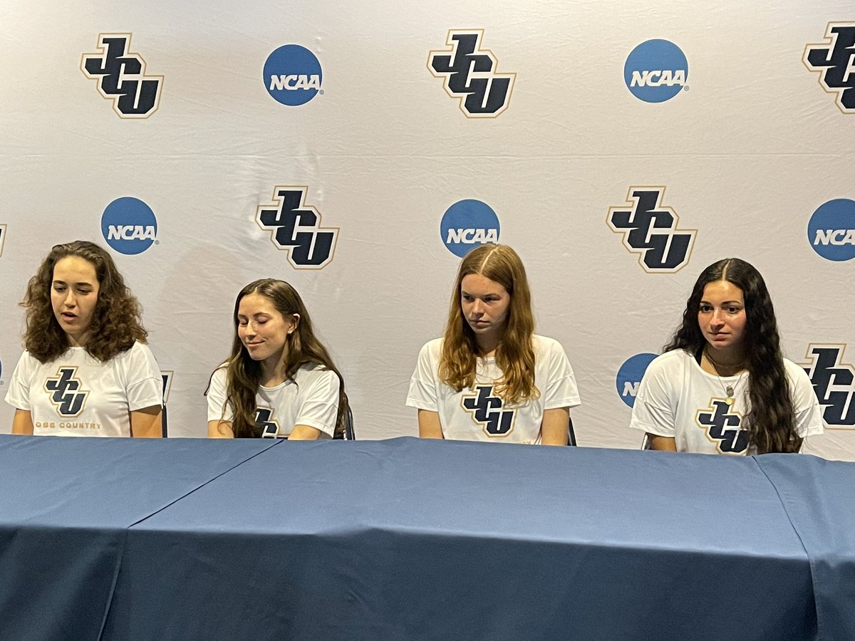 jcusports's tweet photo. More @JCUXCTF content coming, as we just completed our JCU Women’s Cross Country pre-Nationals press conference 🎙

Videos and quotes from the team coming soon 🏃‍♀️ 
#GoStreaks ⚡️ https://t.co/IMPjVUmAqE