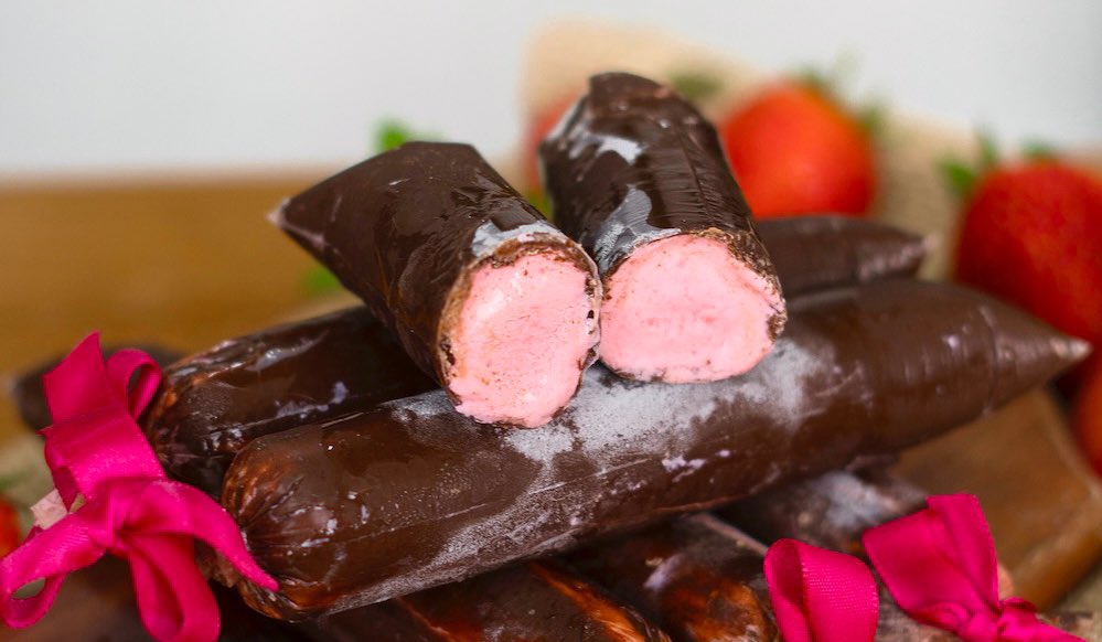 cozinhadobg's tweet photo. Vem aprender a fazer e a VENDER esta delícia: https://t.co/N1VyHqkxDT 🍓🍫🙌 https://t.co/f5X7LVRS48