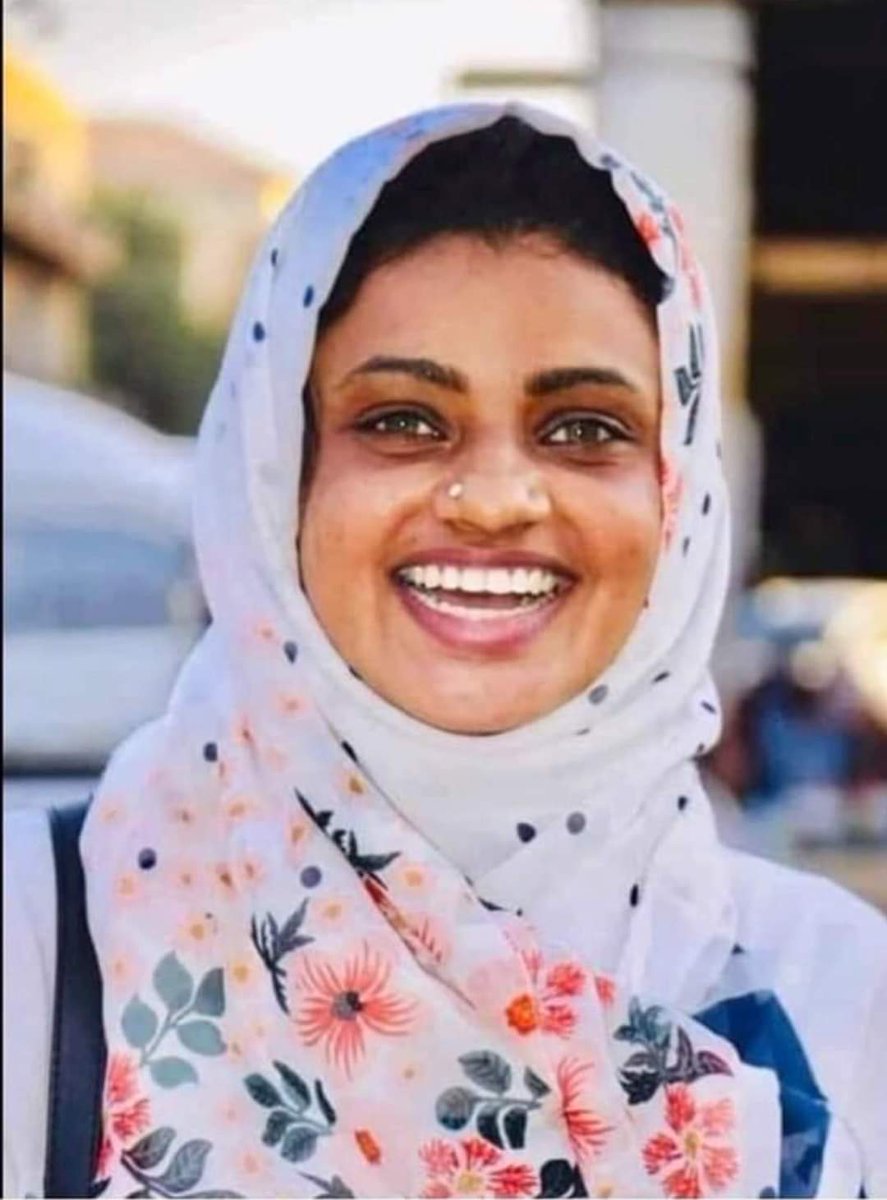 dalia_eltahir's tweet photo. ست النفور احمد ..ستو 
ارتقت شهيدة اليوم 
الجرم : ابتسامة وهتاف💔
#مجزرة17نوفمبر https://t.co/jsAF6aHrDD