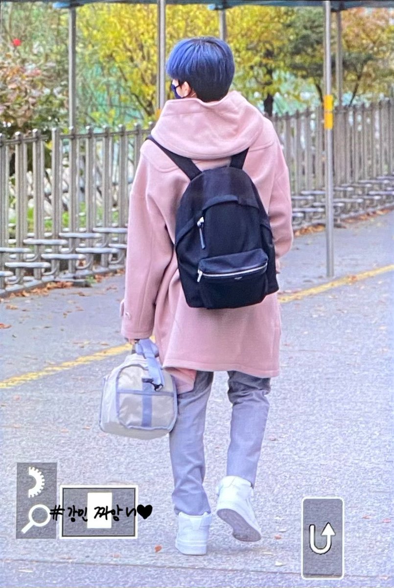 pocketmin0125's tweet photo. 211118 수능

#VERIVERY #베리베리 #VRVR 
#강민 #유강민 #KANGMIN 
#역시강민이 #강민짜앙~💙
@by_verivery https://t.co/9aEWjmsmEK