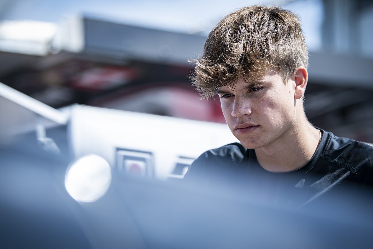 SEASON REWIND ⏪ <a href="/TreytenL/">Treyten Lapcevich</a> 

Let's take a look at the Rookie's first season 🔥

📝: bit.ly/3kLGuYo

#NASCARPintys | <a href="/22RacingTeam/">22RacingTeam</a>