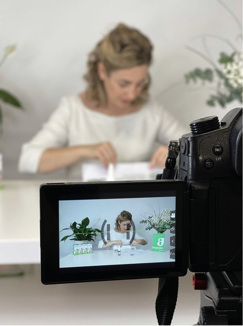 MyProFamily's tweet photo. Sneak peek behind the scenes at the MyPro KoliCare shoot. Visit https://t.co/8SfzdFAAbG
#myprokolicare #infantcolic #pobiotic #natural #organic #pharmed #guaranteedirish https://t.co/uA9g1dU0aH