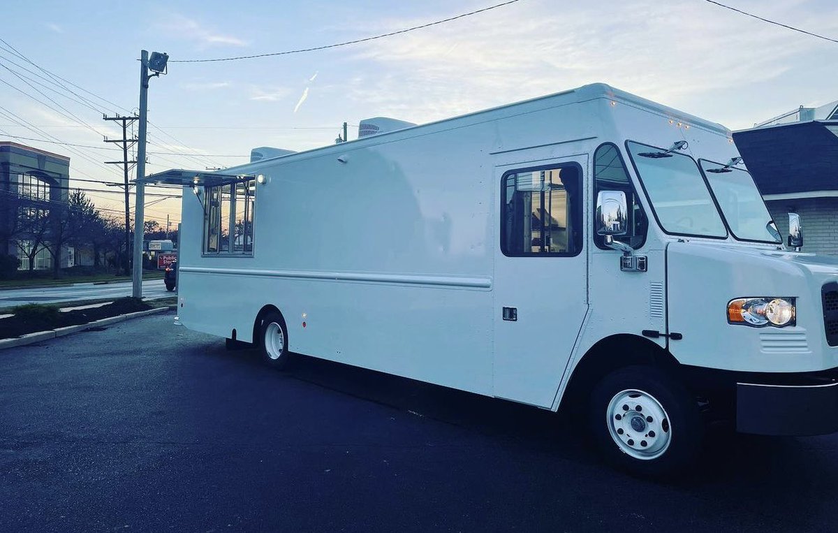 TheCaptConrad's tweet photo. I’m so proud to announce 📣 the Conrad’s Food 🥘 Truck 🛻 has arrived‼️

A 🧠 brain child of an idea 💡inspired by someone special!

This sucker is the most advanced feeding machine on wheels‼️

Are ya ready? https://t.co/tZfVKoN0Z4