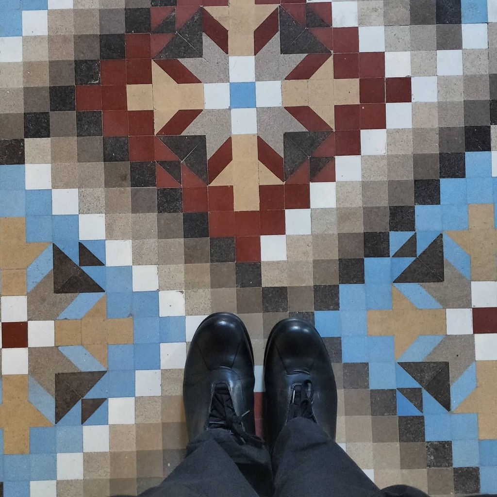 quotidianitats's tweet photo. De visita #barcelona #eixample #dretadeleixample #modernisme #modernismo #artnouveau #coreixample https://t.co/lwogJUsUac https://t.co/crZifTAT42
