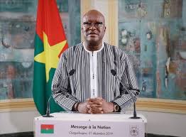 vieuxmko's tweet photo. Les populations révoltées, explosent contre l’incurie, la corruption, la mal gouvernance et l’inertie. Le syndrome IBK «résistance-inertie-gabégie» conduit du palais à la rue, à l’exil et/ou la prison. DIRIGEANTS d’🌍, faites le bonheur des gens et non le votre. #LAFRIQUEQUEJ ♥️ https://t.co/Cxu5Y5956T