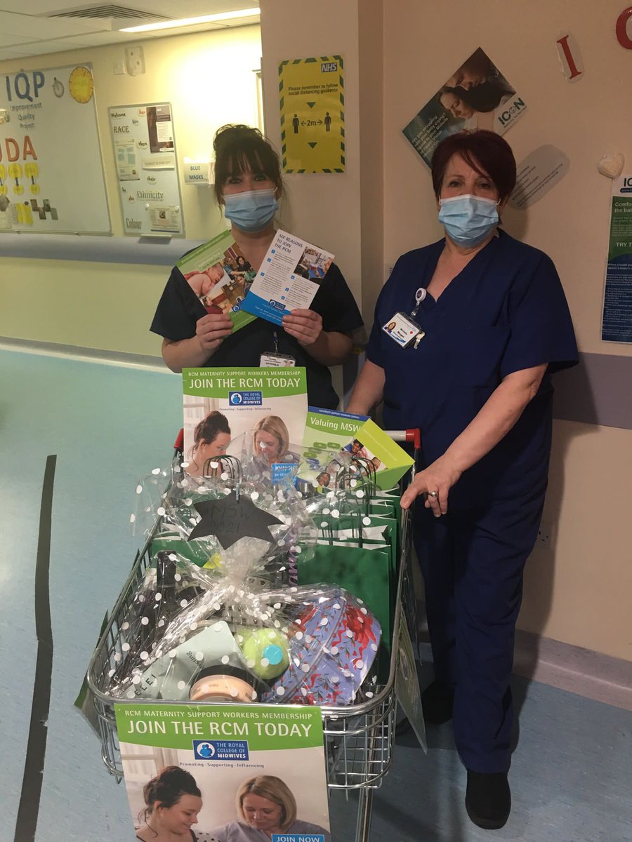 JeanDav29476402's tweet photo. Our brilliant MSW advocate Michelle, welcoming Tammy on board as a new member 🙌🏻 ANC Chris receiving her #MSWWeek2021 bag from Clinic mw Vimbai. We THANK YOU ALL 🤩🤩@North_ManNHS TeamNORTH_WCs @mary_symington @jen_sager @MidwivesRCM @helena6810 @DransfieldKate @madwife1968 https://t.co/IGrNsKoW0c