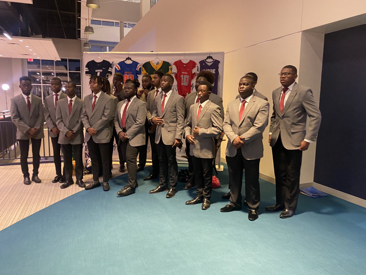 Brandon R. Ross, Ed.D tweet media