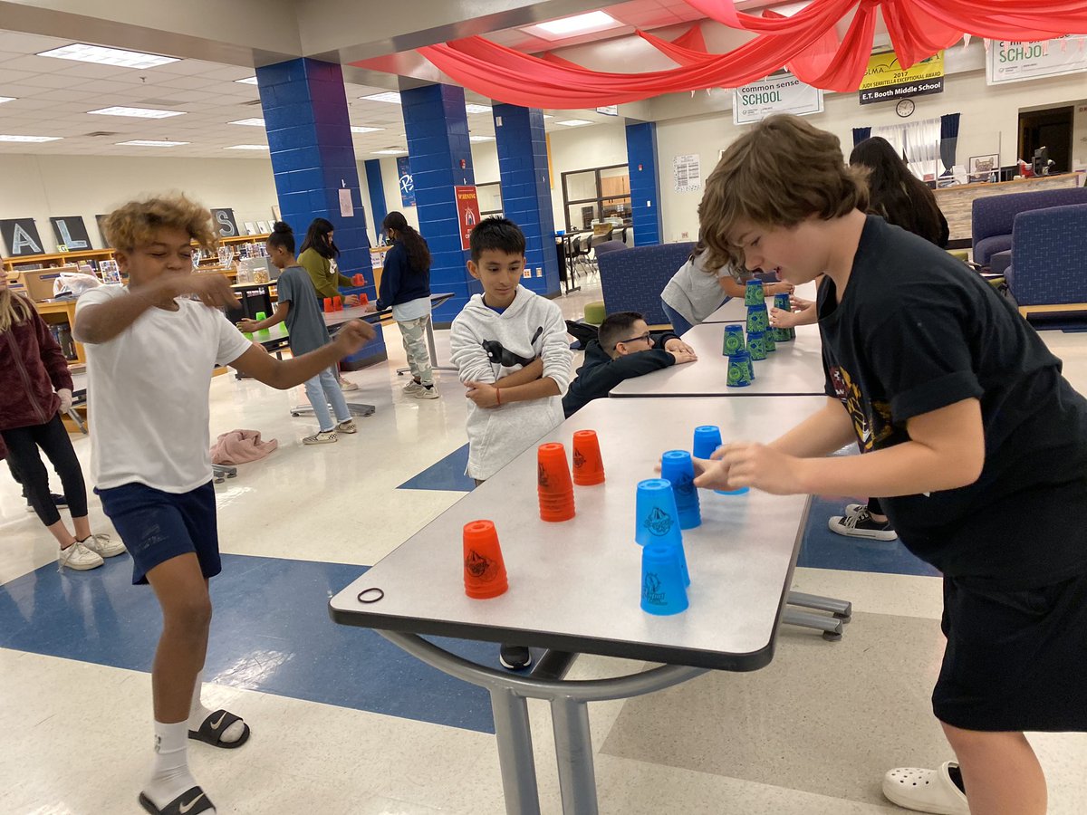 themerrylibrary's tweet photo. Oh, just over here trying to help break a world record today for the World Speed Stacking Association! @ETBoothMS @CcsdMedia @SpeedStacksInc #Stackup2021 https://t.co/dDweM84Jjg