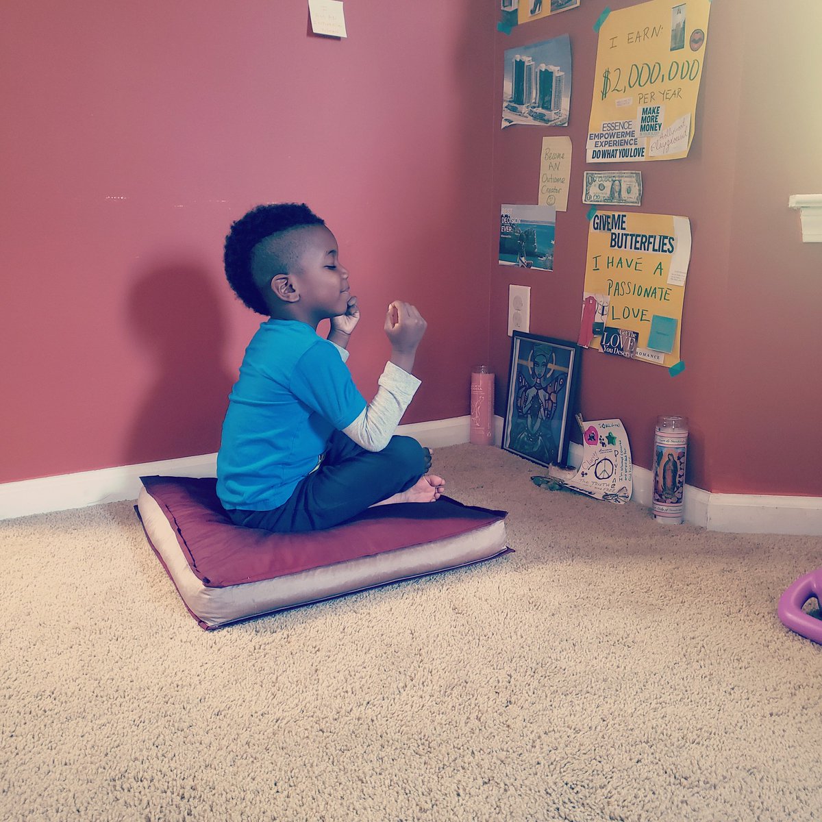 MissCFO1's tweet photo. We're breaking #generationalwealth cycles over here!

#moneysavvykids https://t.co/dOV4ZYq57e