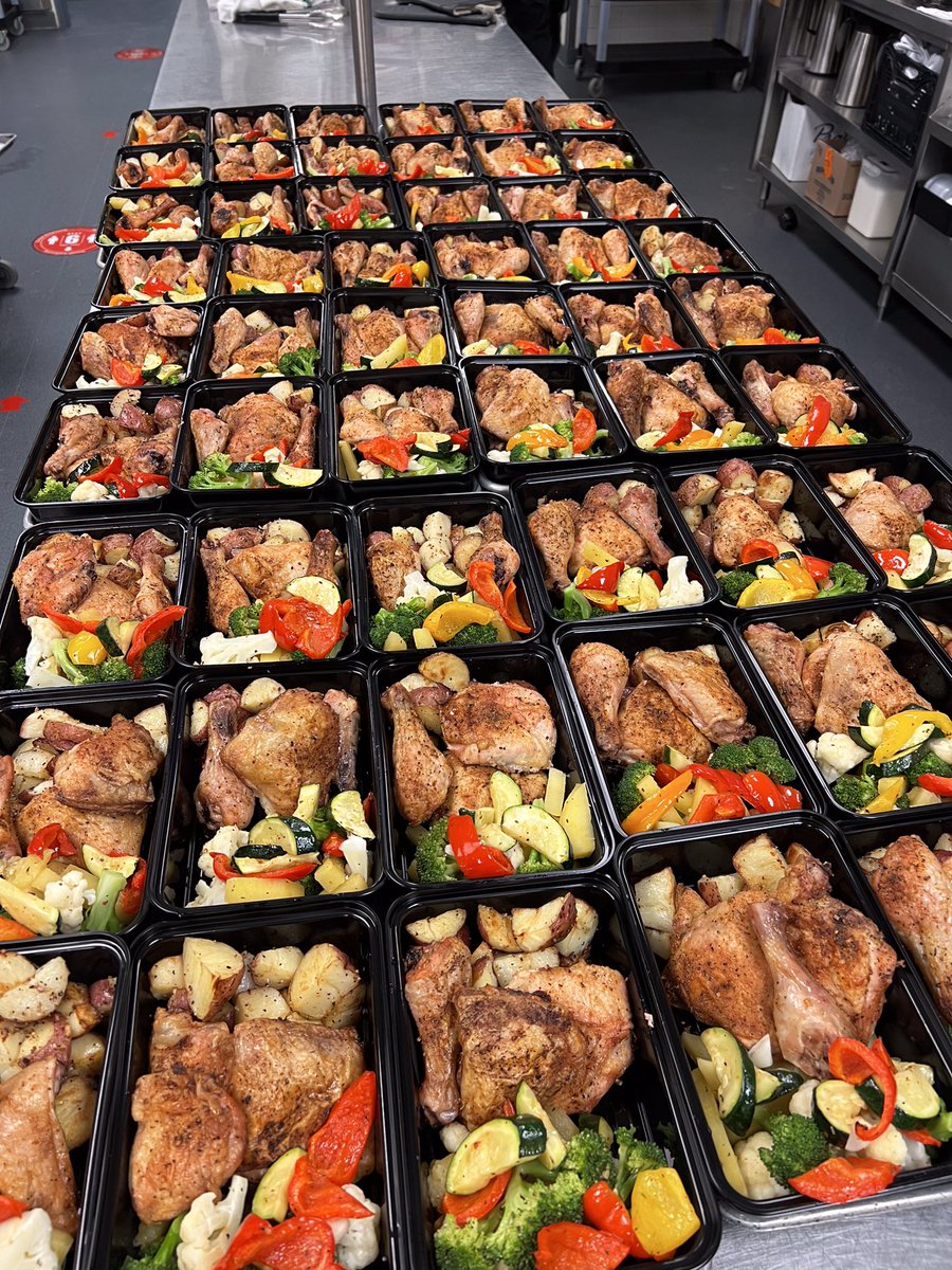 apuliacatering's tweet photo. Individually Packaged, #Breakfast, #Lunch #Dow_Canada &amp; #WesTECH today conference @CityFortSask #FortSaskRecDCC  #yeg #catering #yegfood #shpkfood #cityfortsask #SupportLocal #fortsaskcatering #sherwoodpark #ShPk #Strathco #ShPkFood #Corporate #Wedding #FortSaskInformed https://t.co/Pj1kBWB4e3